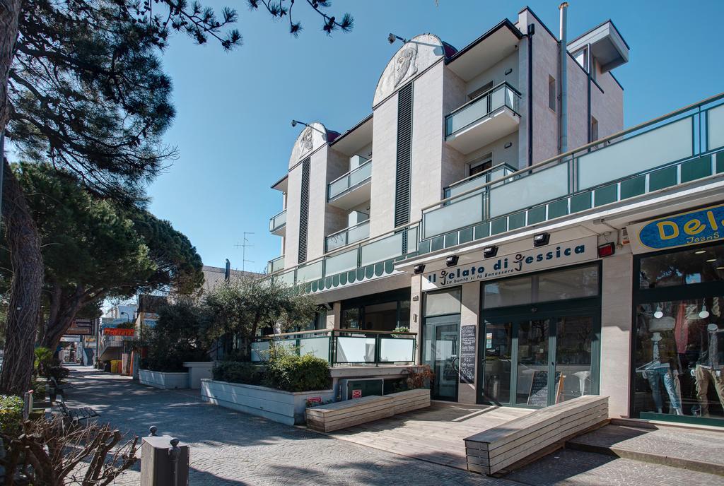 Hotel Zeus Cesenatico Exterior photo
